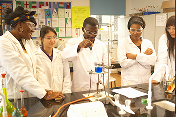 students in chem lab
